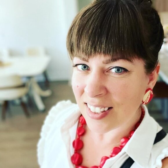 Meet your Posher, Britteny - Picture 2 of 3